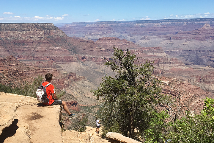 Hans Wevers overlooking Grand Canyon